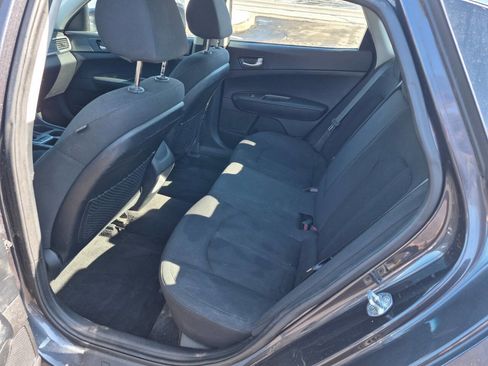 Used 2019 Kia Optima LX image 15
