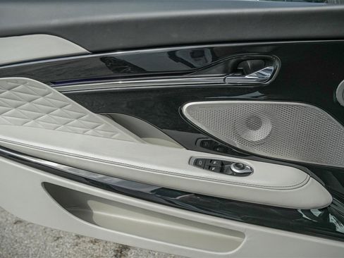 New 2025 Aston Martin DB12 Convertible image 30