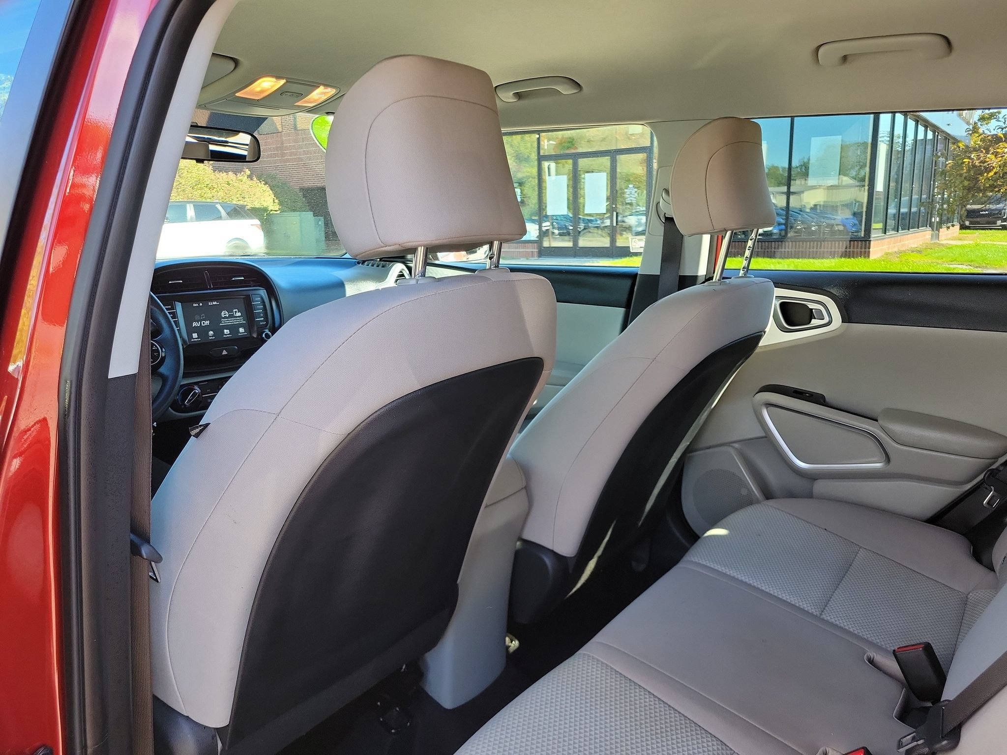 Used 2020 Kia Soul LX FWD image 21
