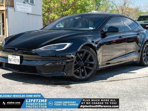 Used 2022 Tesla Model S Plaid image 1