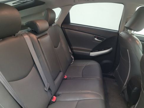 Used 2015 Toyota Prius Two image 19