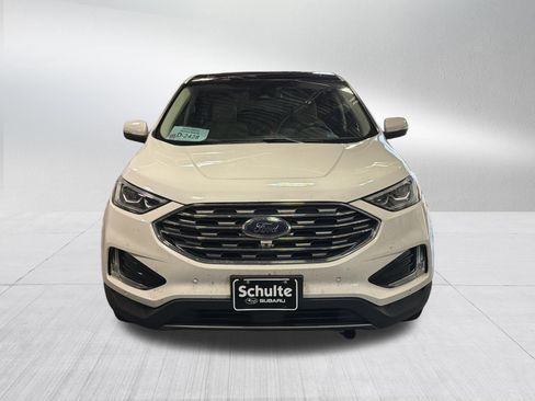 Used 2020 Ford Edge Titanium w/ Equipment Group 301A AWD/4WD image 2