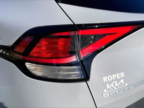 Used 2024 Kia Sportage X-Pro image 26