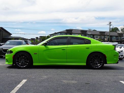 Used 2023 Dodge Charger Scat Pack w/ Plus Group RWD image 8