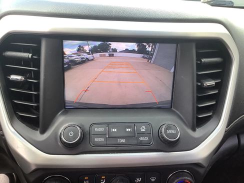 Used 2017 GMC Acadia SLT FWD image 24