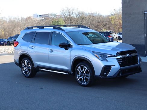 New 2026 Subaru Ascent Limited image 1