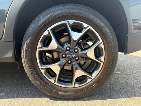 Used 2019 Subaru Crosstrek 2.0i AWD/4WD image 10