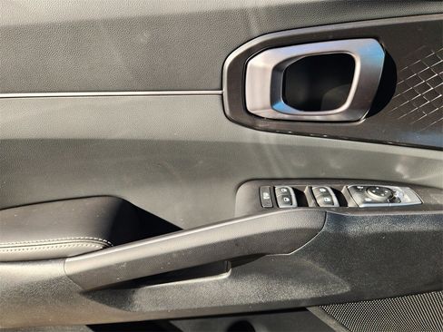 New 2026 Kia Sorento S w/ S Panoramic Sunroof Package image 16