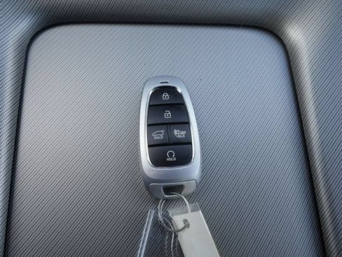 Certified 2025 Hyundai Palisade SEL FWD image 42