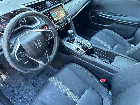 Used 2018 Honda Civic EX image 10