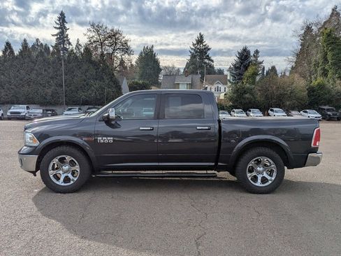Used 2015 RAM 1500 Laramie w/ Convenience Group image 2