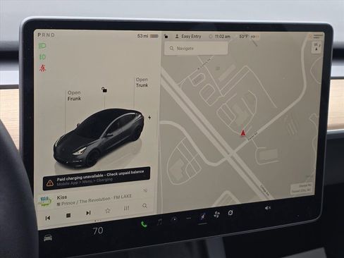 Used 2023 Tesla Model 3 Performance image 4