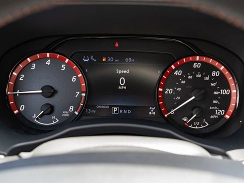 New 2026 Nissan Frontier PRO-4X w/ Tow Package AWD/4WD image 15