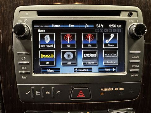 Used 2016 Chevrolet Traverse LT image 19