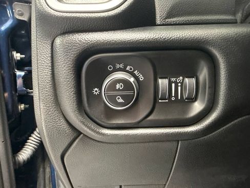 Used 2019 RAM 3500 Laramie AWD/4WD image 17