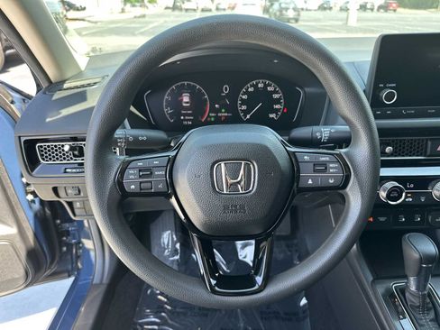Used 2025 Honda Civic LX image 17