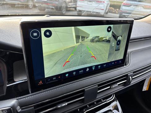 New 2026 Lincoln Corsair Premiere image 20