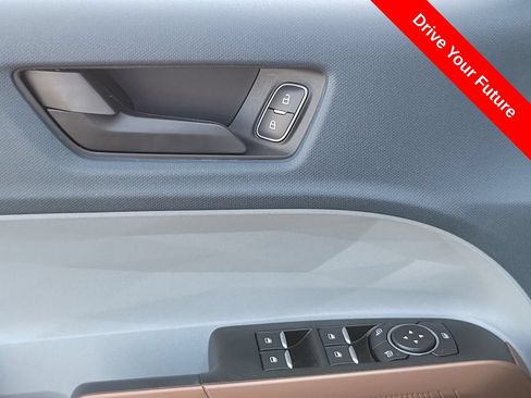 Used 2022 Ford Maverick Lariat w/ Lariat Luxury Package FWD image 13
