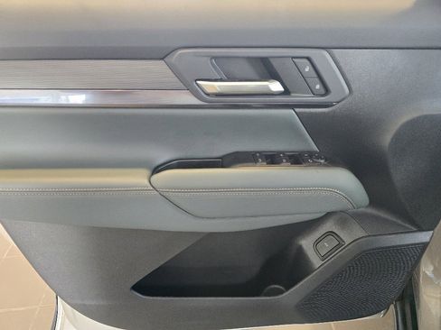 New 2026 GMC Terrain AT4 image 8