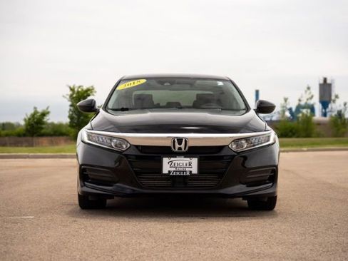 Used 2018 Honda Accord LX image 2