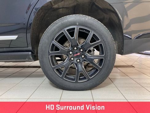 Used 2024 GMC Yukon Denali image 29
