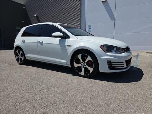 Used 2017 Volkswagen GTI S FWD image 2