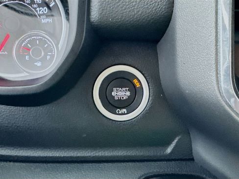 Used 2022 RAM 1500 Laramie AWD/4WD image 20