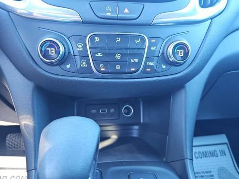 Used 2022 Chevrolet Equinox LT image 22