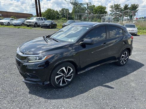 Used 2020 Honda HR-V Sport image 4
