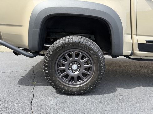 Used 2022 Chevrolet Colorado ZR2 w/ Colorado ZR2 Bison Edition AWD/4WD image 8