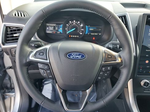 Used 2024 Ford Edge SEL w/ Convenience Package image 21