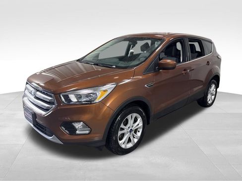Used 2017 Ford Escape SE AWD/4WD image 4