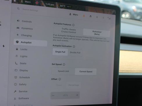 Used 2021 Tesla Model Y Long Range image 18