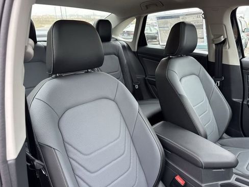 New 2026 Volkswagen Jetta SEL FWD image 25
