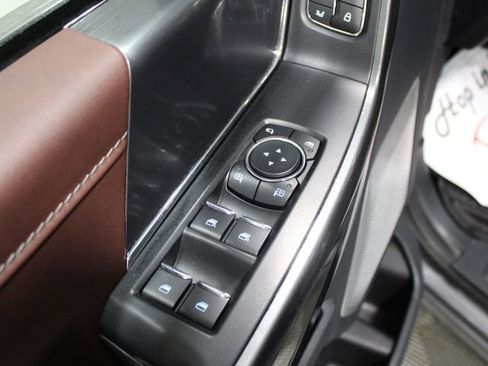 Used 2023 Ford F150 Lariat w/ Equipment Group 502A High image 18