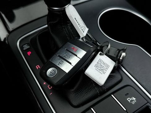 Used 2018 Kia Sorento EX image 40