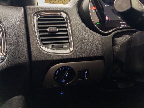 Used 2014 Dodge Durango R/T image 27