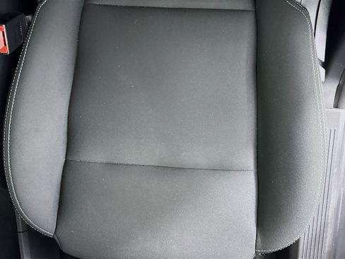 Used 2023 Nissan Rogue S AWD/4WD image 18