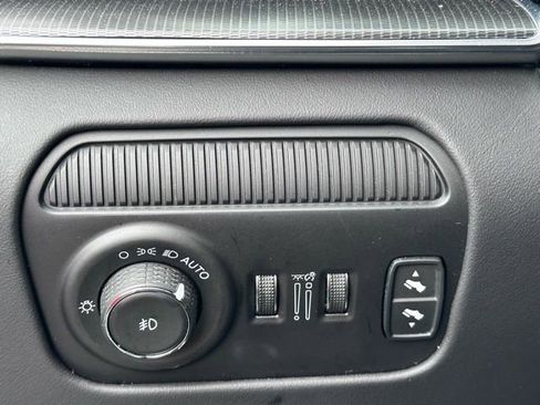 Used 2024 Jeep Grand Wagoneer L Series II w/ Quick Order Packagew 28T image 12