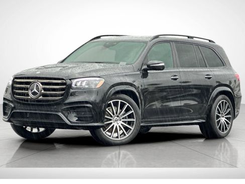 New 2026 Mercedes-Benz GLS 450 4MATIC image 2