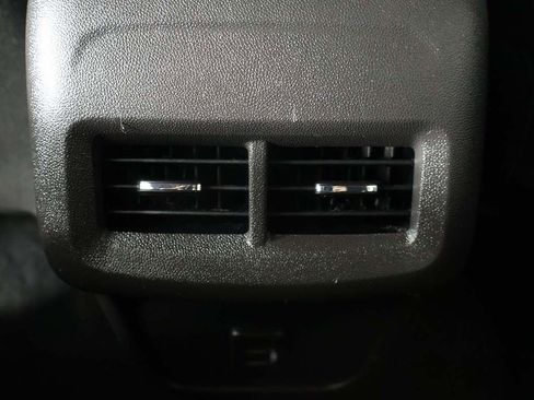 Used 2024 GMC Terrain SLE w/ Driver Convenience Package FWD image 48