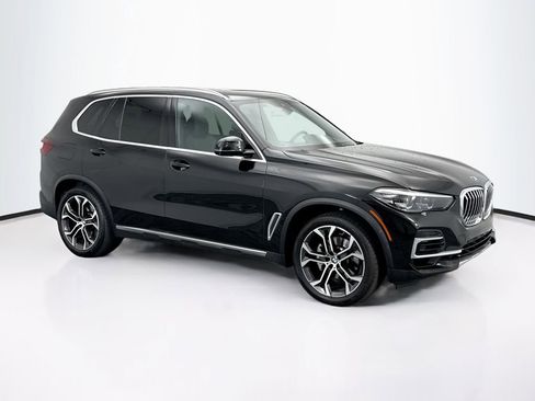 Used 2022 BMW X5 sDrive40i w/ Parking Assistance Package image 3