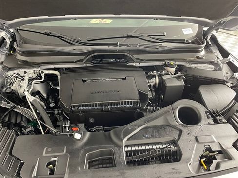 Certified 2025 Honda Pilot Touring image 24