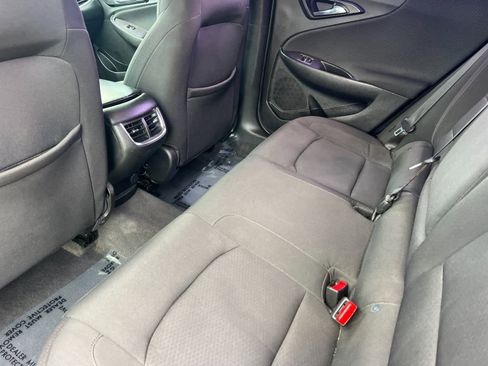 Used 2012 Toyota Sienna LE image 4