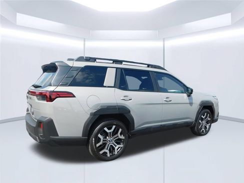 Used 2026 Subaru Outback Touring XT AWD/4WD image 3