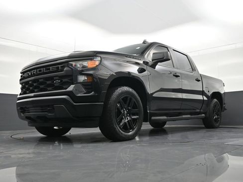 Used 2024 Chevrolet Silverado 1500 Custom w/ Turbomax Blackout Package RWD image 24