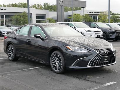 New 2025 Lexus ES 350 w/ Premium Package