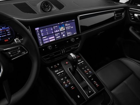 New 2026 Porsche Macan image 34