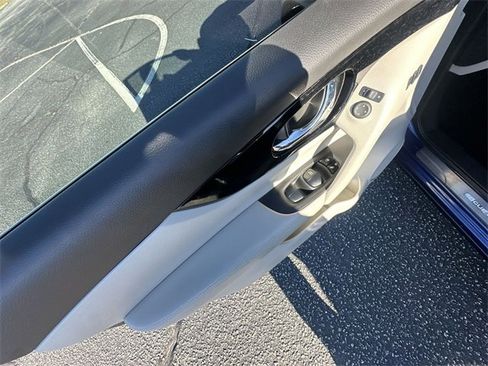 Certified 2022 Nissan Rogue Sport SL w/ Premium Package image 15