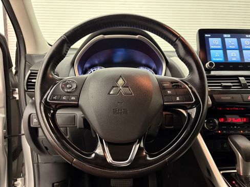 Used 2024 Mitsubishi Eclipse Cross SE AWD/4WD image 2